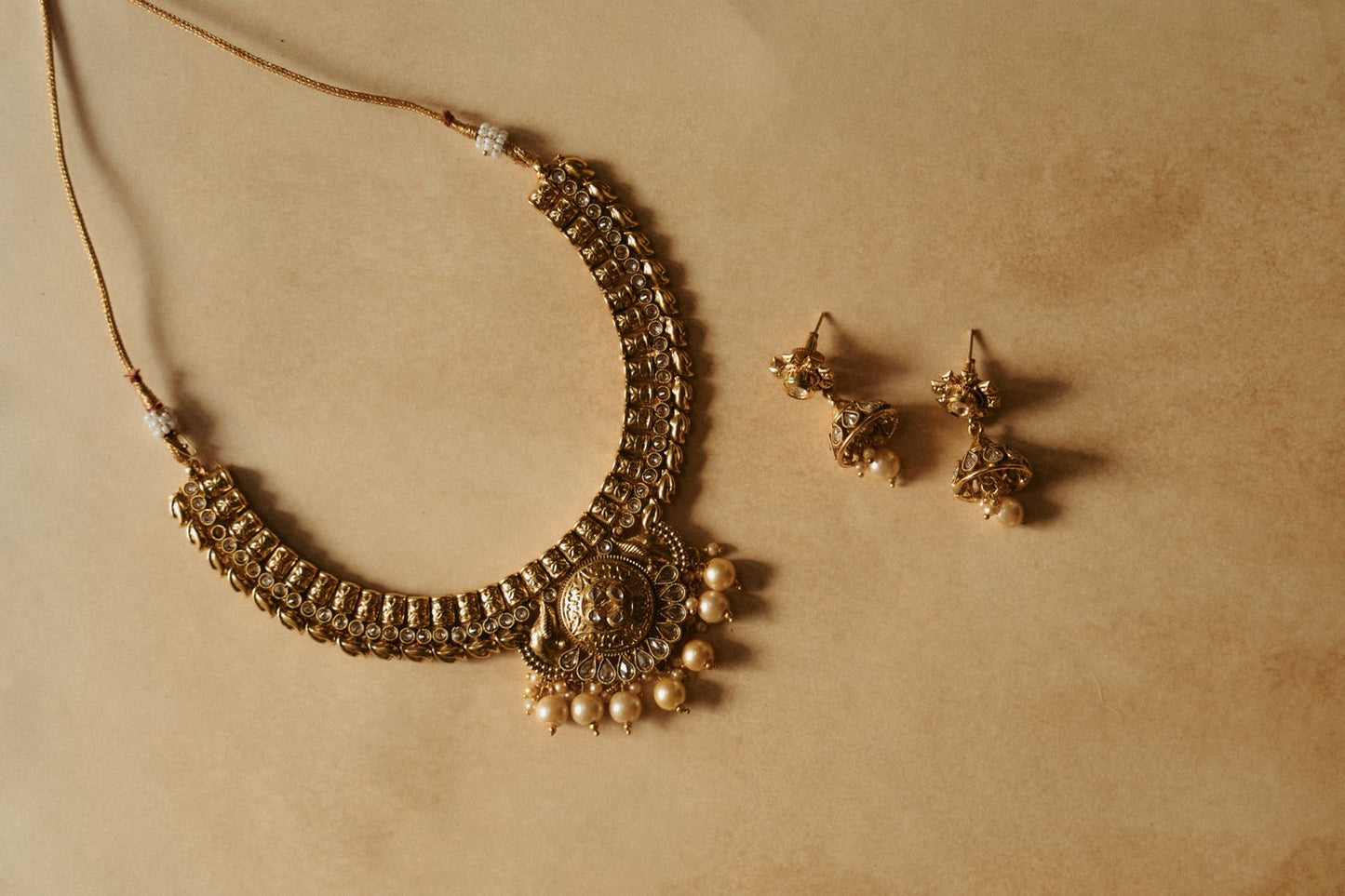 Mahrani Choker Set