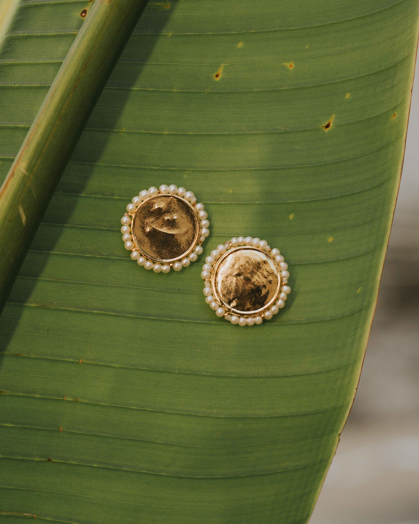 Taabir Studs