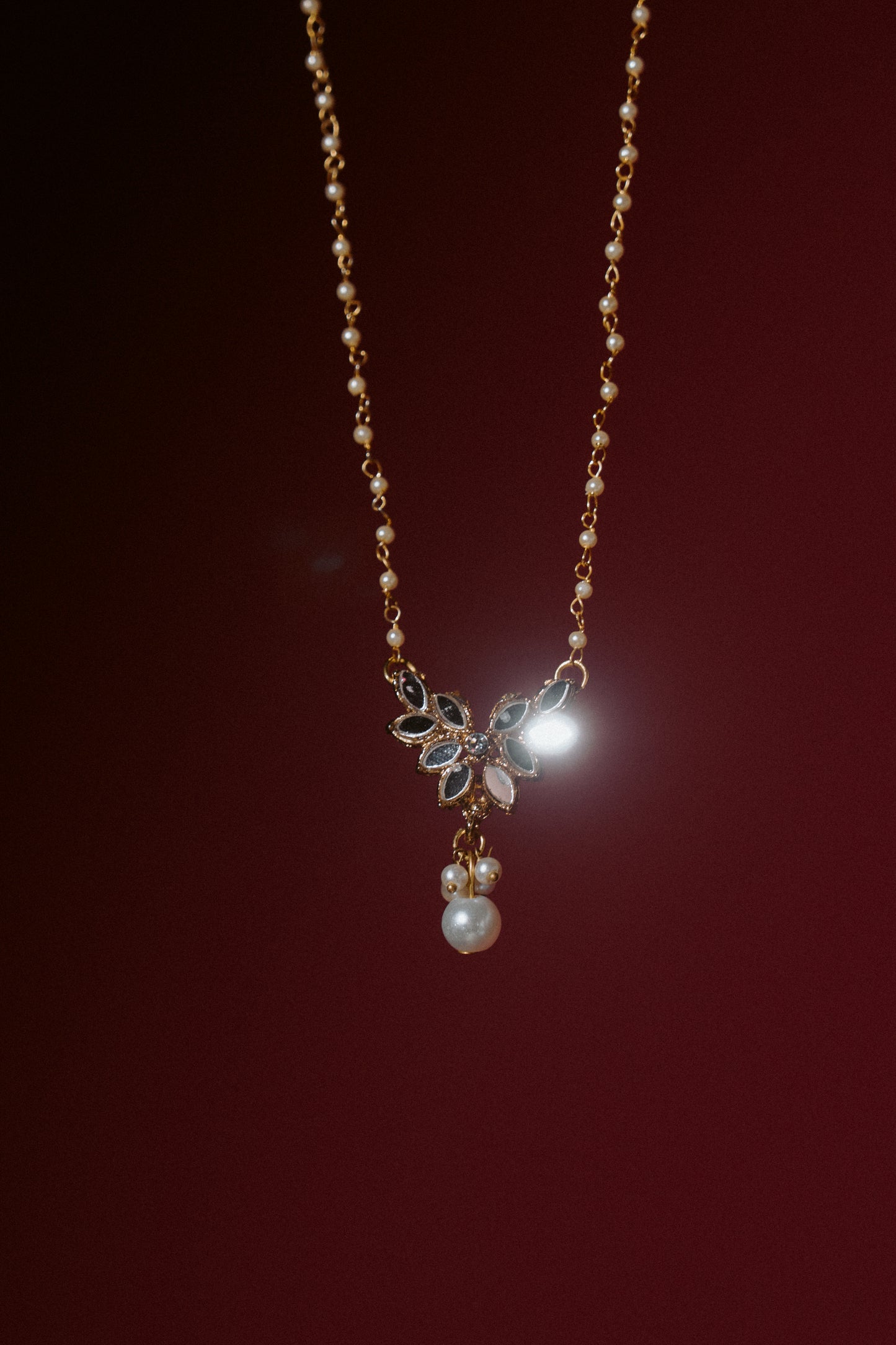Nur Necklace