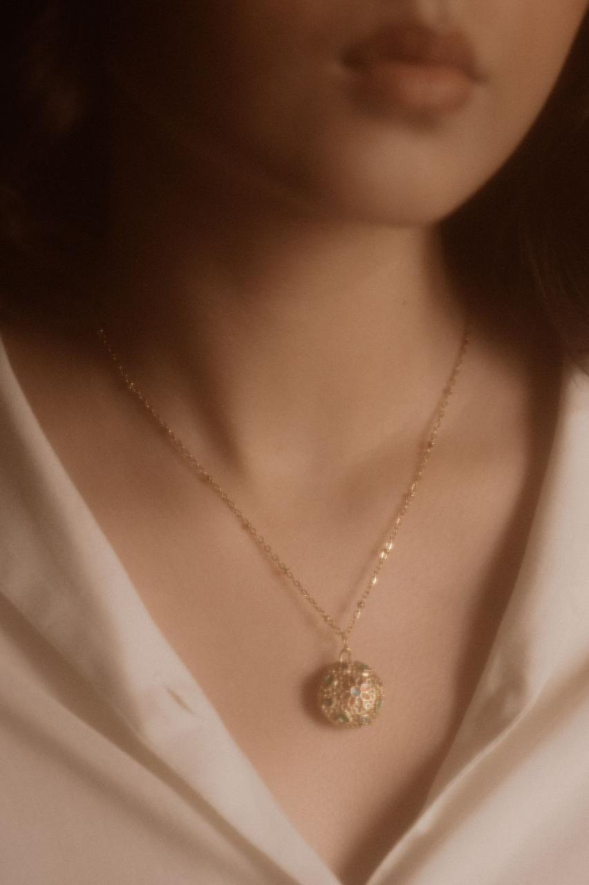 Zariya Gold Necklace